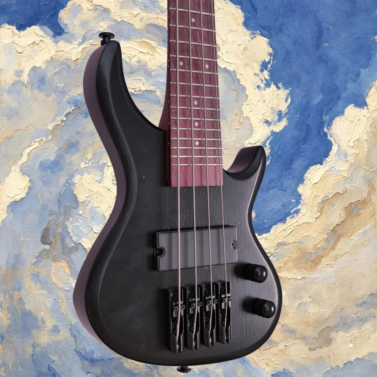 Matte Black Solid Wood 4 String Short Scale Electric Bass Guitar with Humbucker Pickup and Gig Bag Y3589