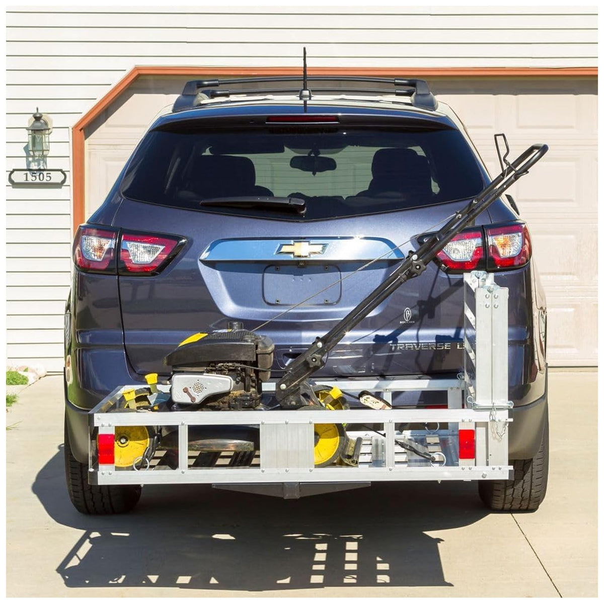 Deluxe Cargo Carrier with Folding Loading Ramp P28128