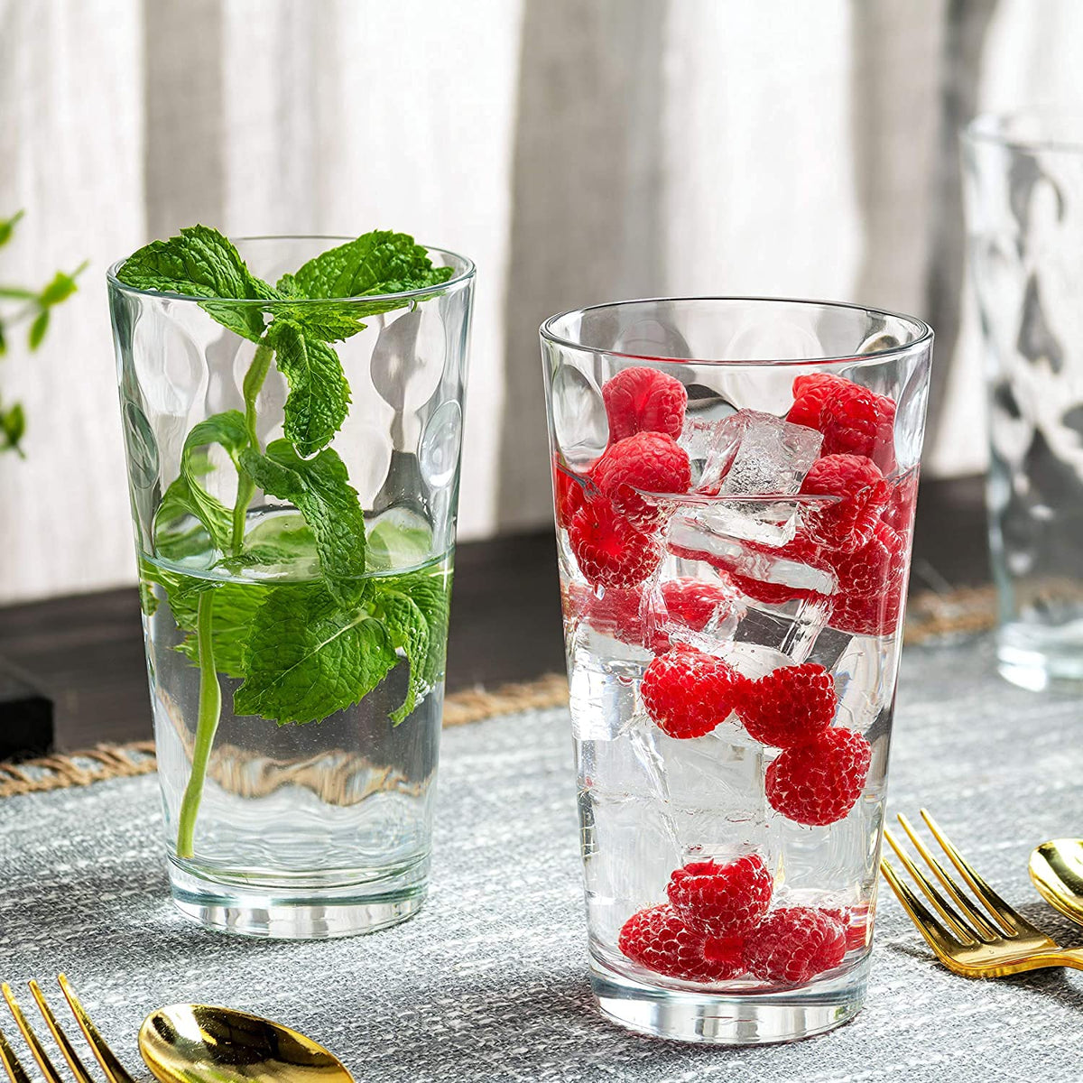 Set of 12 Stackable Drinking Glasses C5682